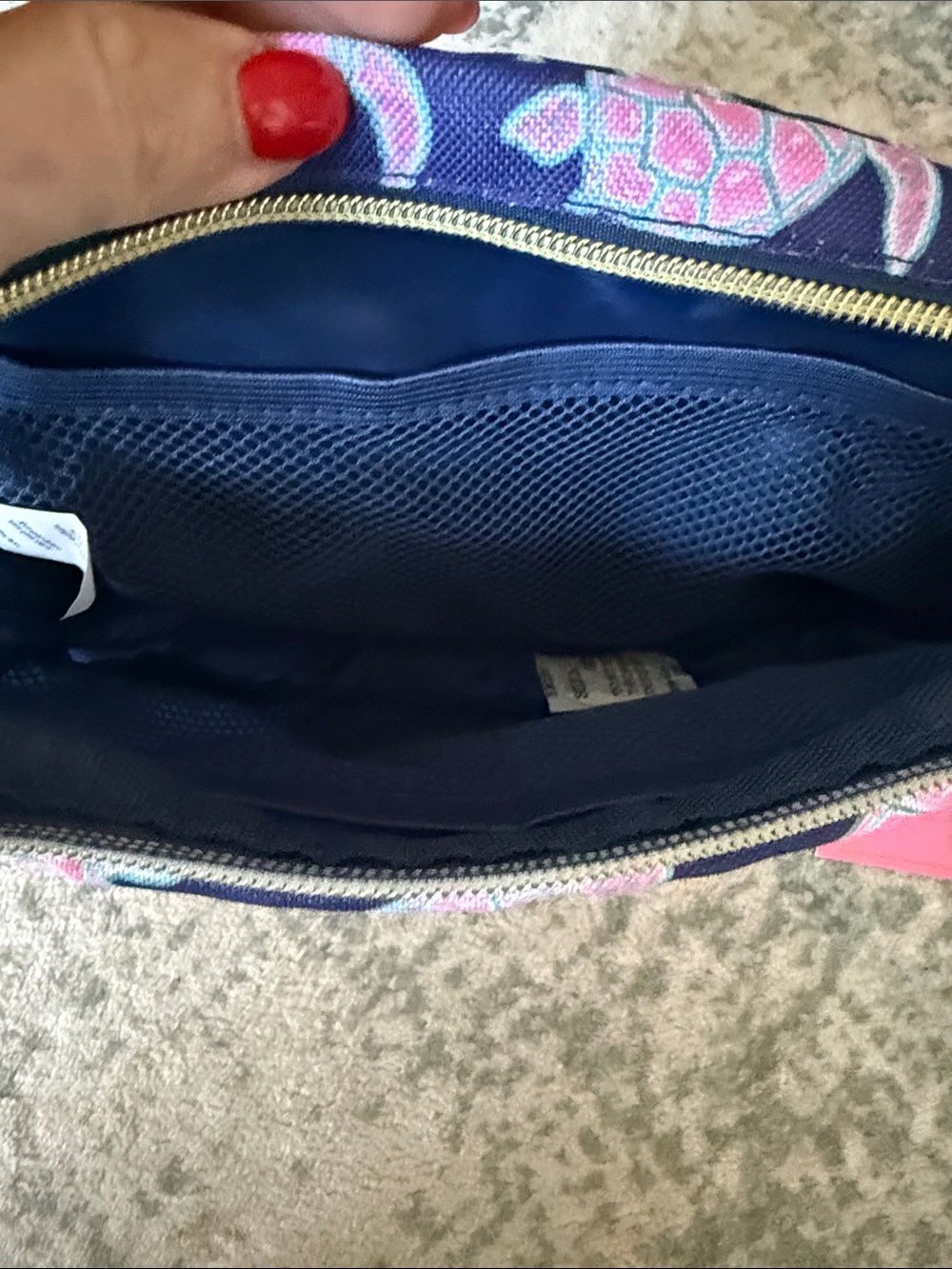 Simply Southern Navy Belt Bag with Pink Turtles and Gold Tone Hardware - Picture 4 of 7